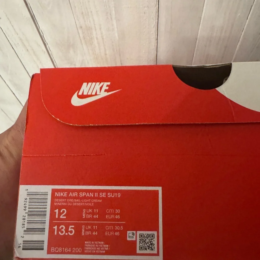 Nike Air Span II SE - Low Sneakers - Size 12M - Brand New